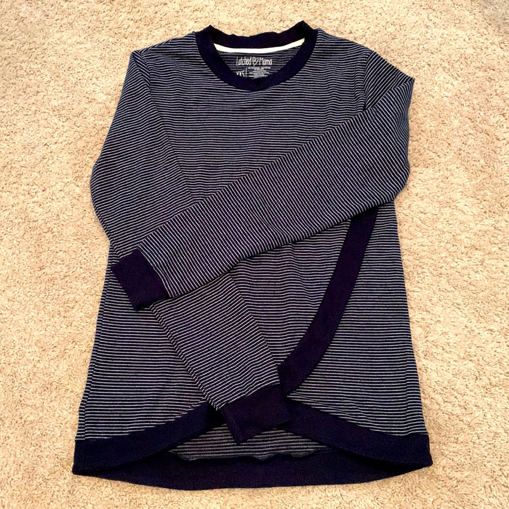 Latched Mama Lightweight Petal Nursing Crewneck XXS